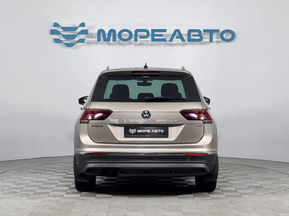 Volkswagen Tiguan II с пробегом 2017 года, цена 2 050 000 рублей, 164830 км, внедорожник, Автокод Объявления