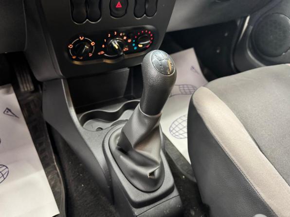 Renault Logan I Рестайлинг с пробегом 2013 года, цена 389 000 рублей, 137713 км, седан, Автокод Объявления