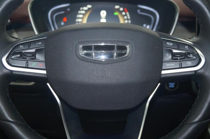 Geely Coolray I с пробегом 2023 года, цена 1 830 000 рублей, 39000 км, внедорожник, Автокод Объявления