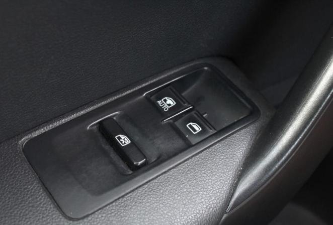 Volkswagen Polo V с пробегом 2015 года, цена 795 000 рублей, 161869 км, седан, Автокод Объявления