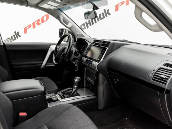 Toyota Land Cruiser Prado 150 Series Рестайлинг 3 с пробегом 2021 года, цена 5 600 000 рублей, 51553 км, внедорожник, Автокод Объявления
