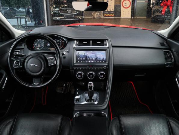 Jaguar E-Pace I с пробегом 2018 года, цена 2 550 000 рублей, 95381 км, внедорожник, Автокод Объявления