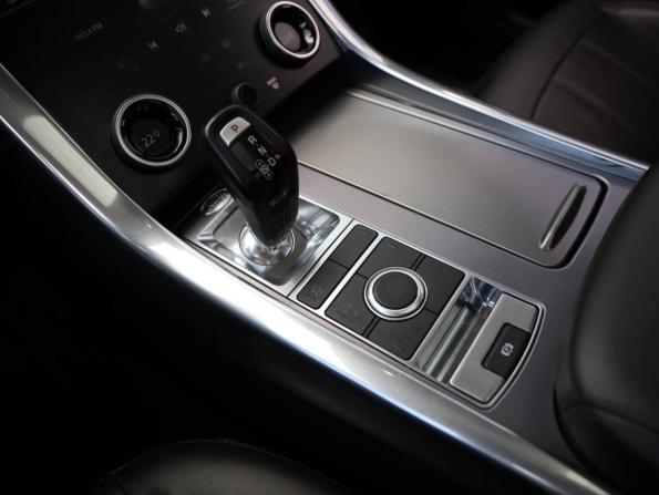 Land Rover Range Rover Sport II Рестайлинг с пробегом 2018 года, цена 3 999 000 рублей, 180917 км, внедорожник, Автокод Объявления