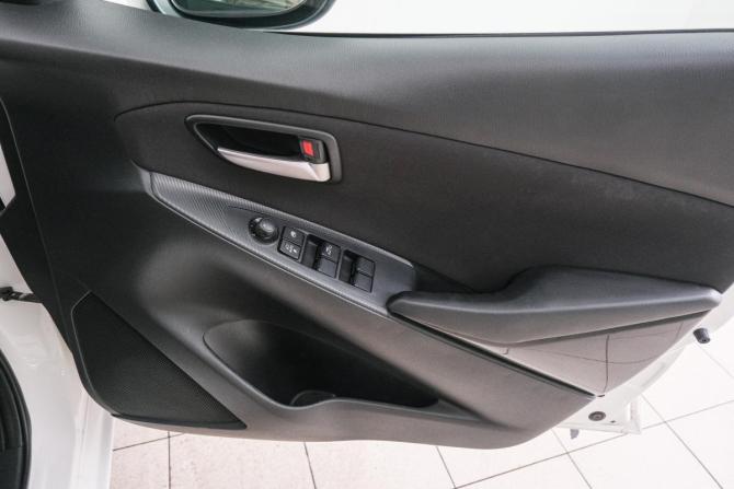 Mazda Demio IV (DJ) с пробегом 2019 года, цена 1 339 000 рублей, 96720 км, хэтчбек, Автокод Объявления