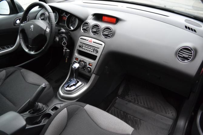 Peugeot 308 I Рестайлинг с пробегом 2011 года, цена 450 000 рублей, 220876 км, хэтчбек, Автокод Объявления