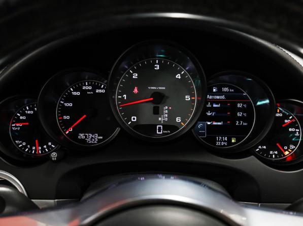 Porsche Cayenne II Рестайлинг (958) с пробегом 2015 года, цена 4 249 000 рублей, 267340 км, внедорожник, Автокод Объявления