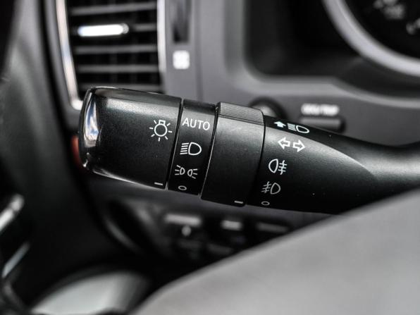 Toyota Land Cruiser 200 Series Рестайлинг 1 с пробегом 2014 года, цена 3 894 000 рублей, 227549 км, внедорожник, Автокод Объявления