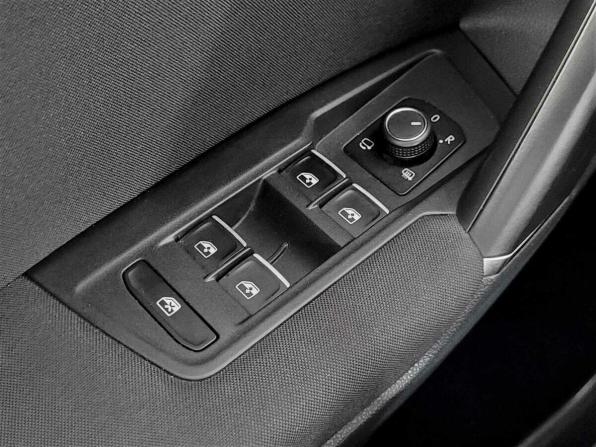 Volkswagen Tiguan II с пробегом 2018 года, цена 2 190 000 рублей, 136034 км, внедорожник, Автокод Объявления
