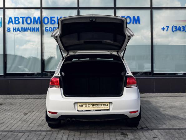 Volkswagen Golf VI с пробегом 2012 года, цена 715 000 рублей, 322848 км, хэтчбек, Автокод Объявления