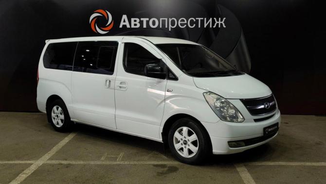 Hyundai Grand Starex I с пробегом 2011 года, цена 1 300 000 рублей, 370175 км, минивэн, Автокод Объявления
