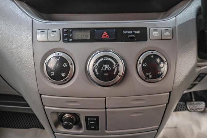Toyota Voxy I (R60) с пробегом 2003 года, цена 999 000 рублей, 354000 км, компактвэн, Автокод Объявления