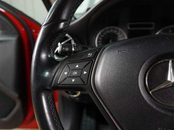 Mercedes-Benz A-Класс III (W176) с пробегом 2013 года, цена 1 329 000 рублей, 179554 км, хэтчбек, Автокод Объявления