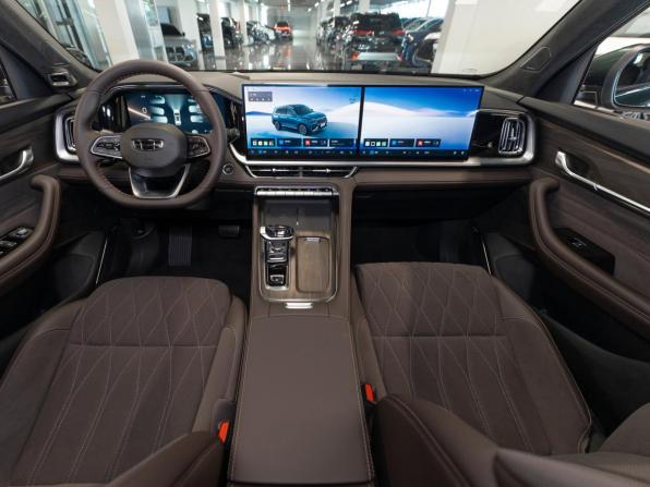 Geely Monjaro I Рестайлинг 2 с пробегом 2026 года, цена 4 300 000 рублей, 16 км, внедорожник, Автокод Объявления
