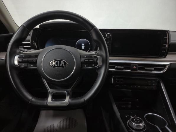 Kia K5 III с пробегом 2021 года, цена 2 750 000 рублей, 71434 км, седан, Автокод Объявления