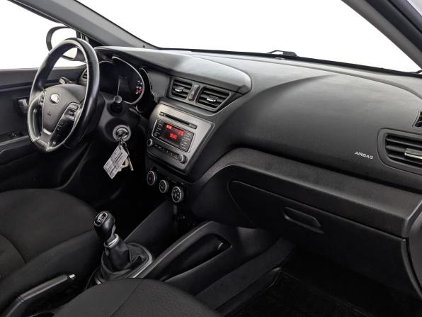 Kia Rio III Рестайлинг с пробегом 2015 года, цена 1 200 000 рублей, 86989 км, хэтчбек, Автокод Объявления