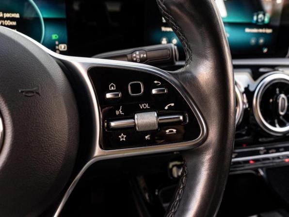 Mercedes-Benz A-Класс IV (W177) с пробегом 2019 года, цена 2 445 000 рублей, 88128 км, хэтчбек, Автокод Объявления
