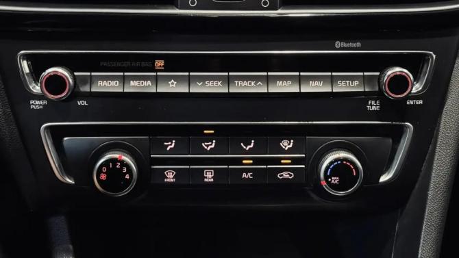 Kia K5 II с пробегом 2018 года, цена 1 740 000 рублей, 102000 км, седан, Автокод Объявления