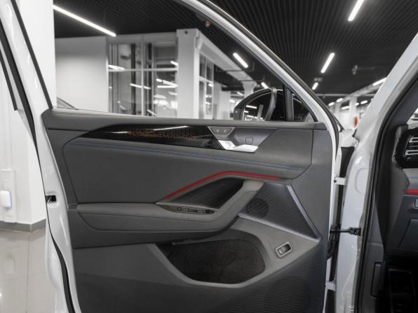 Volkswagen Tiguan III (China Market) с пробегом 2026 года, цена 5 000 000 рублей, 30 км, внедорожник, Автокод Объявления