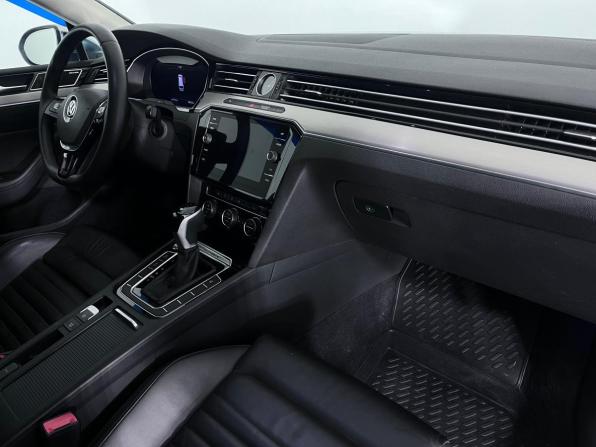 Volkswagen Passat B8 с пробегом 2019 года, цена 2 450 000 рублей, 208403 км, универсал, Автокод Объявления
