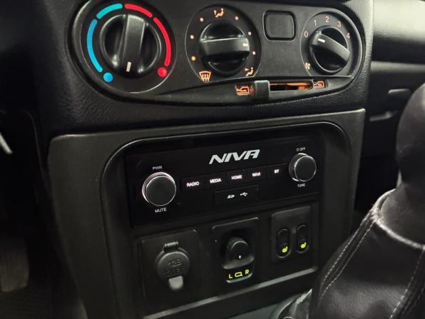 Chevrolet Niva I Рестайлинг с пробегом 2019 года, цена 750 000 рублей, 129000 км, внедорожник, Автокод Объявления