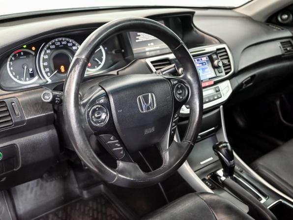 Honda Accord IX с пробегом 2013 года, цена 1 290 000 рублей, 319950 км, седан, Автокод Объявления