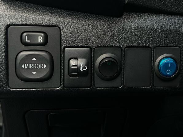Toyota Corolla XI (E160 E170 E180) с пробегом 2014 года, цена 1 250 000 рублей, 158445 км, седан, Автокод Объявления