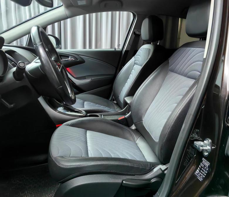 Opel Astra J Рестайлинг Москва  - изображение 9