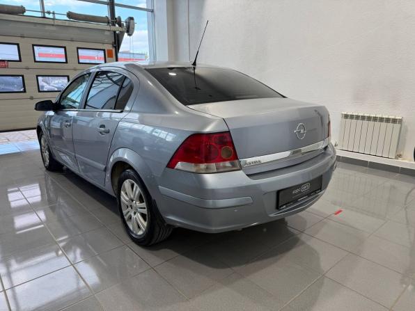 Opel Astra H Рестайлинг с пробегом 2008 года, цена 515 000 рублей, 146726 км, седан, Автокод Объявления