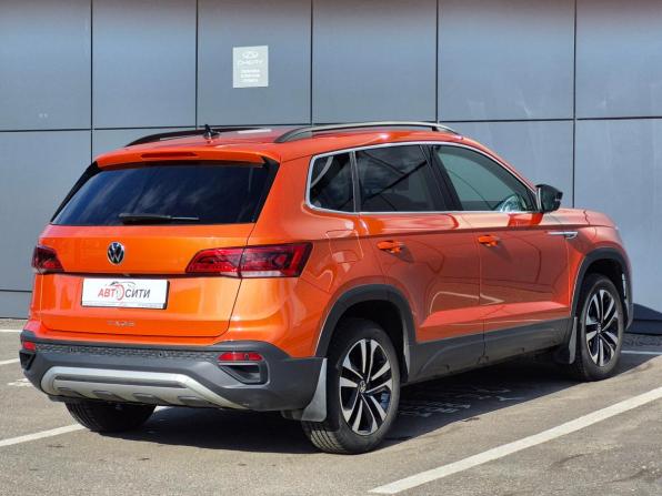 Volkswagen Taos I с пробегом 2021 года, цена 2 536 000 рублей, 51939 км, внедорожник, Автокод Объявления