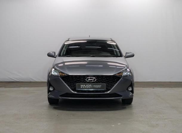 Hyundai Solaris II Рестайлинг с пробегом 2020 года, цена 1 575 000 рублей, 51620 км, седан, Автокод Объявления