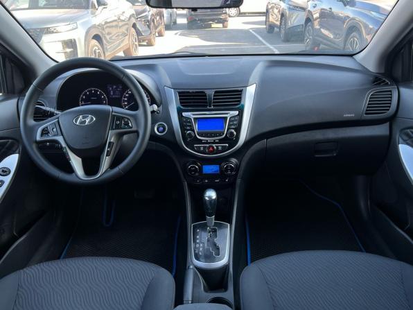 Hyundai Solaris I с пробегом 2011 года, цена 839 000 рублей, 181751 км, седан, Автокод Объявления