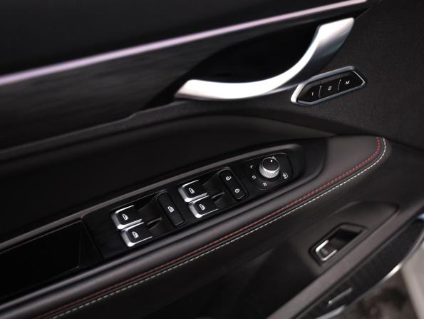 Geely Tugella I Рестайлинг с пробегом 2023 года, цена 2 699 888 рублей, 85100 км, внедорожник, Автокод Объявления