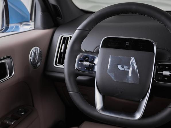Новый Li Auto (Lixiang) L7 I Рестайлинг 2026 года, цена 10 590 000 рублей, внедорожник, Автокод Объявления