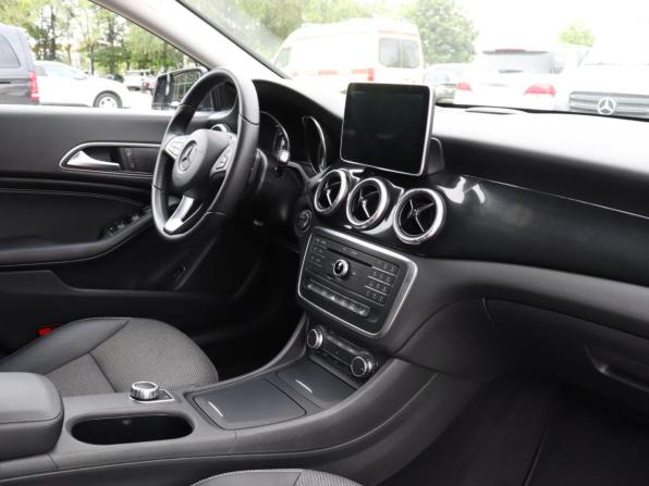 Mercedes-Benz CLA I (C117 X117) с пробегом 2016 года, цена 2 049 000 рублей, 93038 км, седан, Автокод Объявления