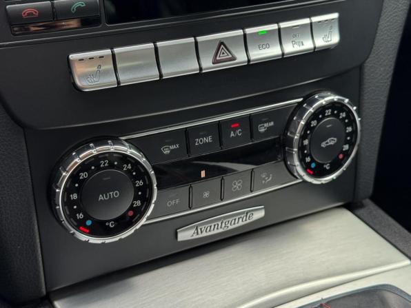 Mercedes-Benz C-Класс III (W204) Рестайлинг с пробегом 2013 года, цена 1 599 000 рублей, 237111 км, седан, Автокод Объявления