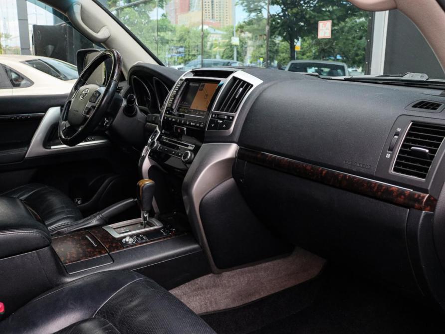 Toyota Land Cruiser 200 Series Рестайлинг 1 Москва  - изображение 8