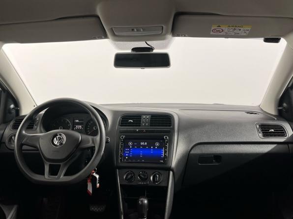 Volkswagen Polo V Рестайлинг с пробегом 2016 года, цена 1 079 000 рублей, 101414 км, седан, Автокод Объявления