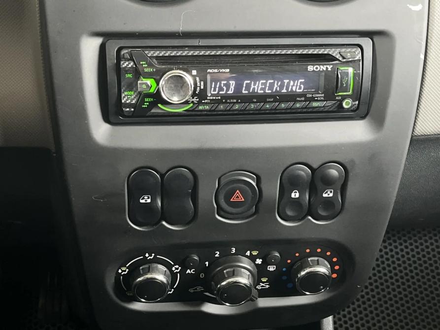 Renault Sandero I Петрозаводск  - изображение 14