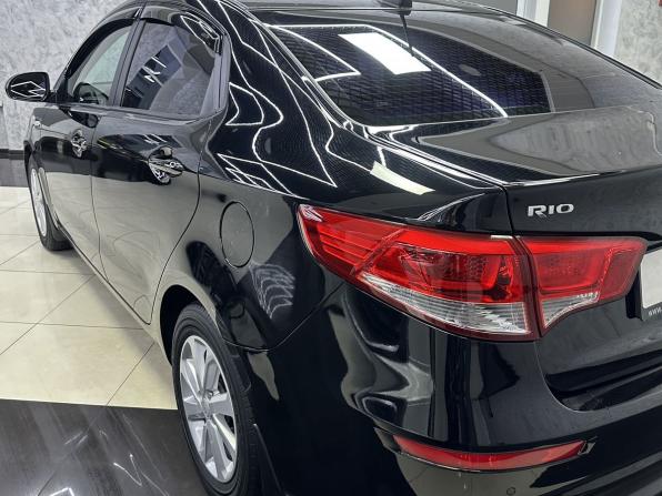 Kia Rio III Рестайлинг с пробегом 2017 года, цена 1 345 000 рублей, 86658 км, седан, Автокод Объявления