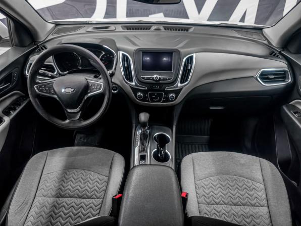Chevrolet Equinox III Рестайлинг с пробегом 2022 года, цена 2 749 900 рублей, 113830 км, внедорожник, Автокод Объявления