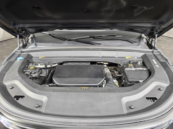Li Auto (Lixiang) L9 I Рестайлинг с пробегом 2024 года, цена 6 700 000 рублей, 57658 км, внедорожник, Автокод Объявления