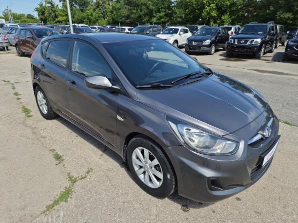 Hyundai Solaris I с пробегом 2011 года, цена 690 000 рублей, 140760 км, хэтчбек, Автокод Объявления