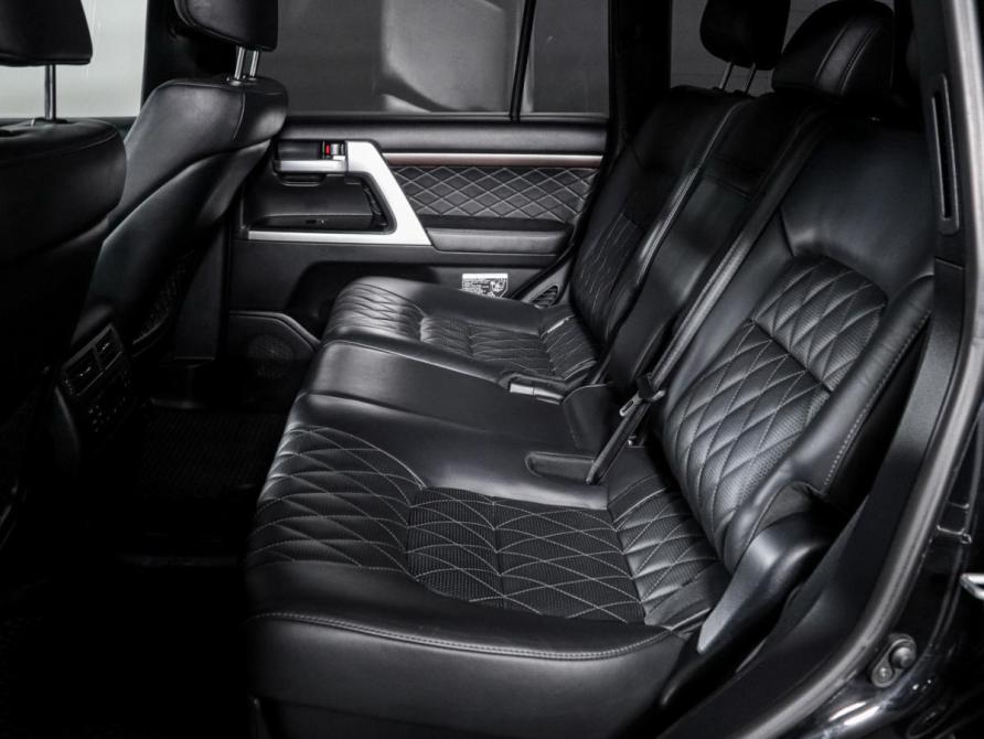 Toyota Land Cruiser 200 Series Рестайлинг 2 Москва  - изображение 10