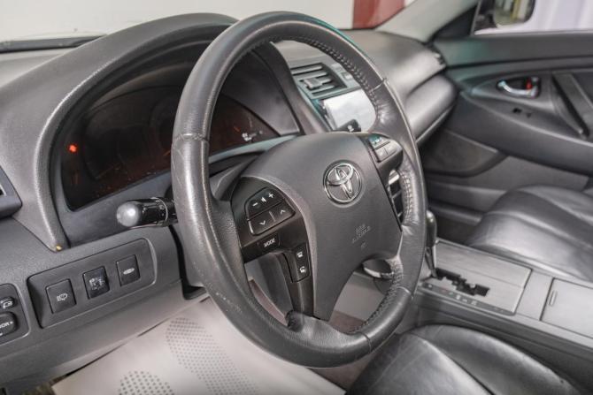 Toyota Camry VI (XV40) с пробегом 2006 года, цена 1 299 000 рублей, 376000 км, седан, Автокод Объявления