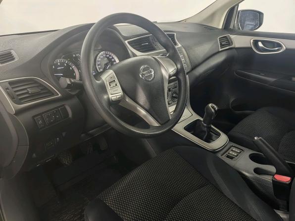 Nissan Tiida II с пробегом 2015 года, цена 859 000 рублей, 107367 км, хэтчбек, Автокод Объявления