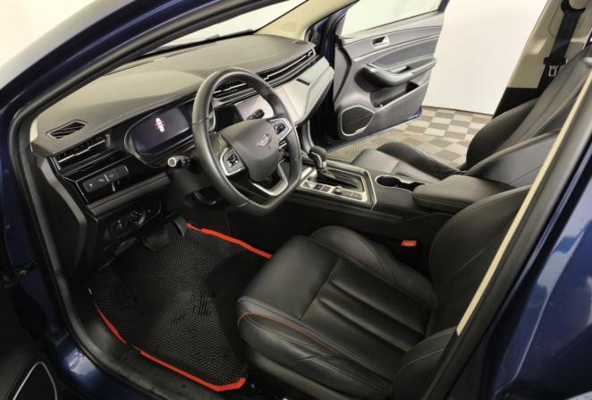 Omoda S5 с пробегом 2023 года, цена 1 365 000 рублей, 27674 км, седан, Автокод Объявления