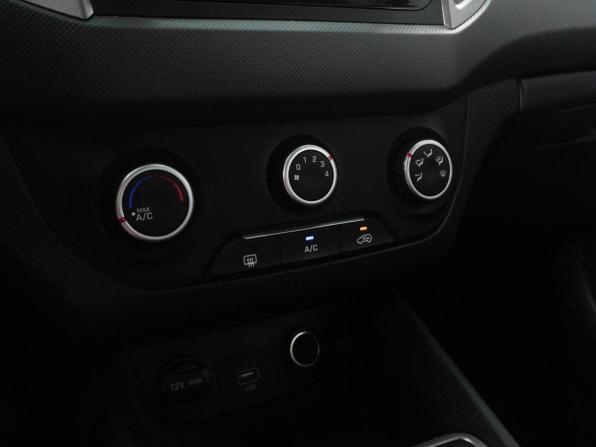 Hyundai Creta I Рестайлинг с пробегом 2021 года, цена 1 990 000 рублей, 105278 км, внедорожник, Автокод Объявления