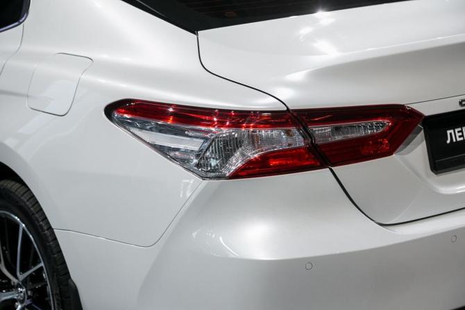 Toyota Camry VIII (XV70) Рестайлинг с пробегом 2021 года, цена 2 990 000 рублей, 62000 км, седан, Автокод Объявления