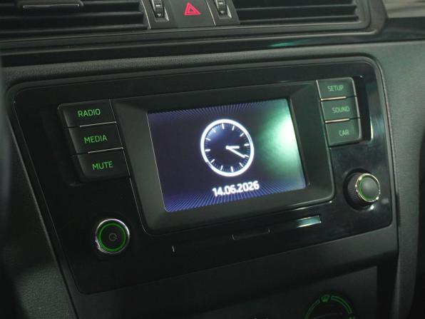 Skoda Rapid I с пробегом 2015 года, цена 1 045 000 рублей, 112315 км, лифтбек, Автокод Объявления