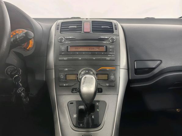 Toyota Auris I с пробегом 2007 года, цена 589 000 рублей, 134825 км, хэтчбек, Автокод Объявления